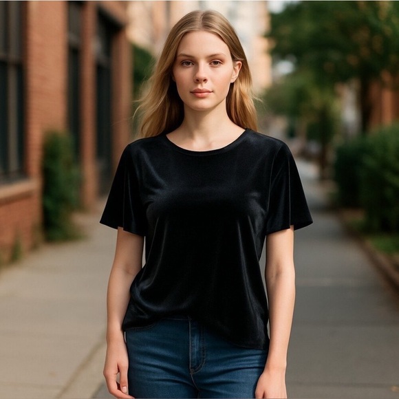 Ann Taylor short sleeve blue velvet top - Picture 1 of 8